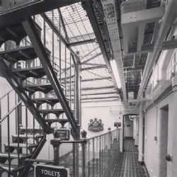 Steelhouse Lane Lock-up